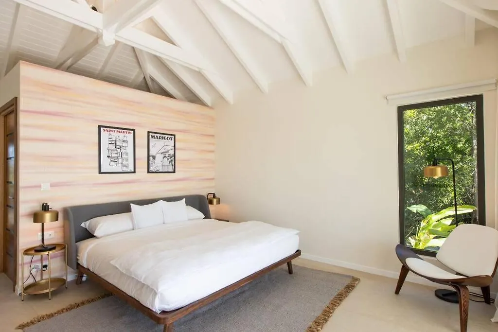 Luxurious Solis Villa Breathtaking 7-Br Oceanview Retreat In Prestigious Gated Community Les Terres Basses