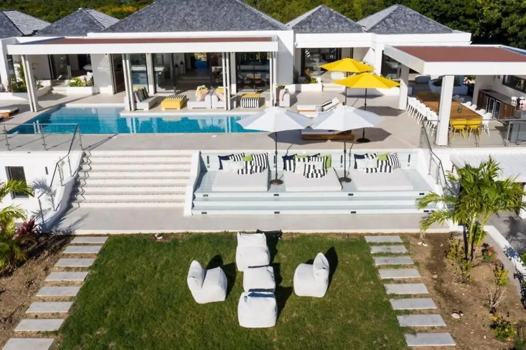 Luxurious Solis Villa Breathtaking 7-Br Oceanview Retreat In Prestigious Gated Community Les Terres Basses