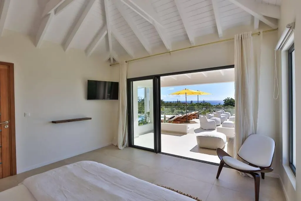 Luxurious Solis Villa Breathtaking 7-Br Oceanview Retreat In Prestigious Gated Community Les Terres Basses 0*,